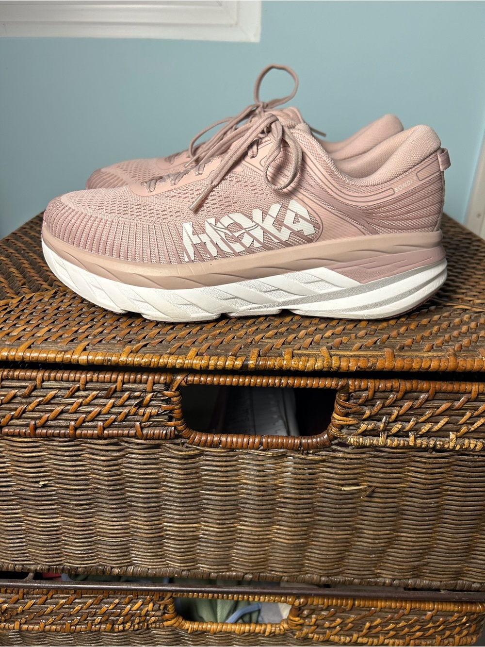 Hoka One Bondi 7 Shoes Blush Pink Women’s 9.5 Wide Athletic Running Active Wear - Picture 3 of 9